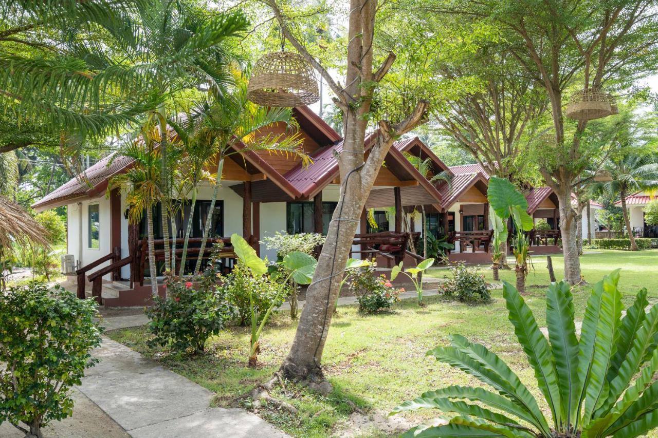 El Matcha Lanta Resort Koh Lanta Exterior photo